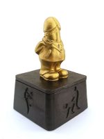 Dick Of The Year – Esprili Masaüstü Ödül Heykeli Model 6 - Görsel 4